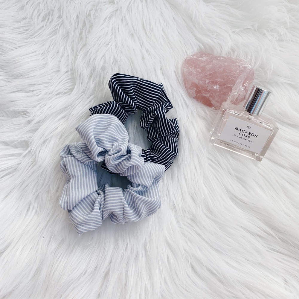 (5 🌟) 🆕 6 PACK Striped Scrunchies - Picture 4 of 8